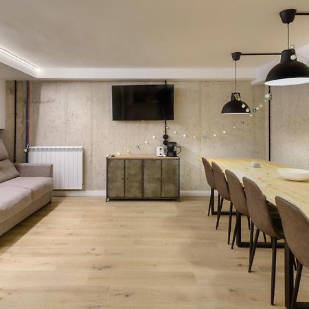Apartamentos La Muralla De Jaca Exteriér fotografie